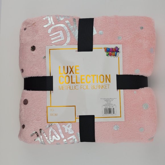 Luxe Collection Set of 2 Super Soft Blanket  NWT - Picture 5 of 6